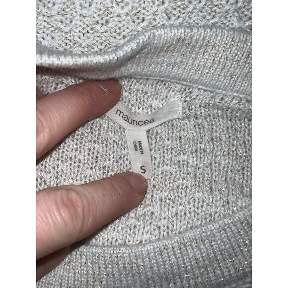 Maurice’s - Women’s Keyhole Sweater Sz Sm - Picture 7 of 7